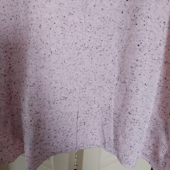 sweater - Picture 6 of 6